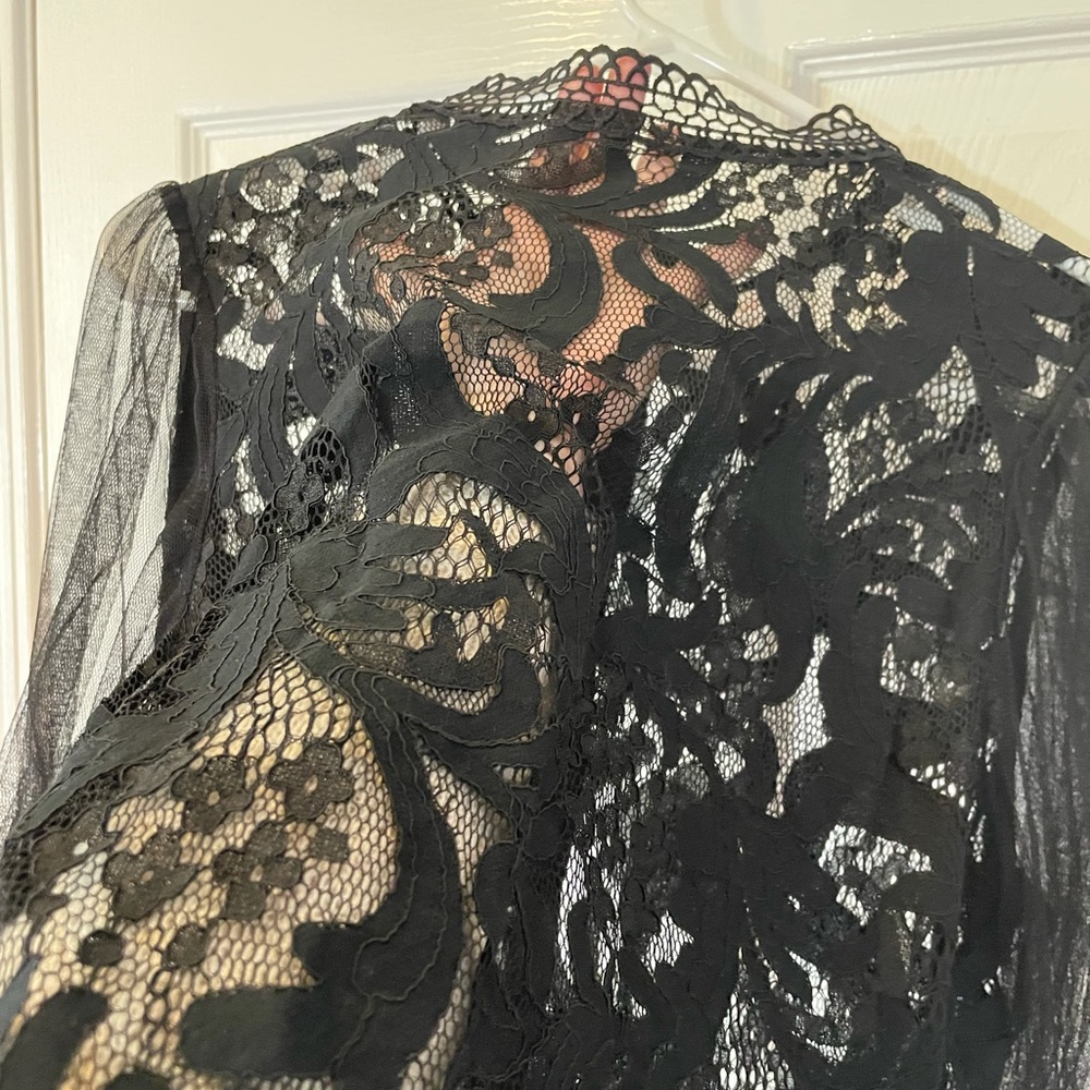 Peach blouse coverlet zipper black lace puff half sleeves sexy fun like new - Picture 5 of 13